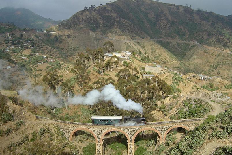 
	Berglandschaft in der Maekel-Region in Eritrea, deren Ökosysteme die Forschenden in ihrer Arbeit genauer betrachtet haben.
