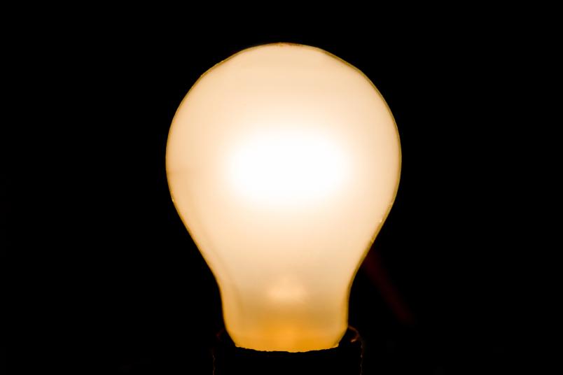 leuchtende Glühbirne