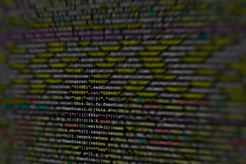 Viele Zeilen Programmiercode, die für einen Laien undurchsichtig sind