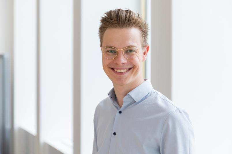 Ein Porträt des Studenten Maximilian Dahlems.