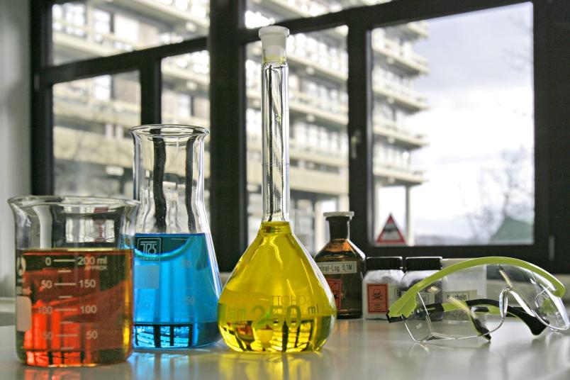 Symbolbild für den naturwissenschaftlich-technischen Bereich des Schülerlabors 