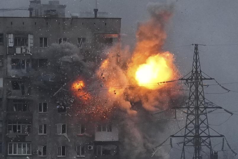 Explosion in einem Wohnblock