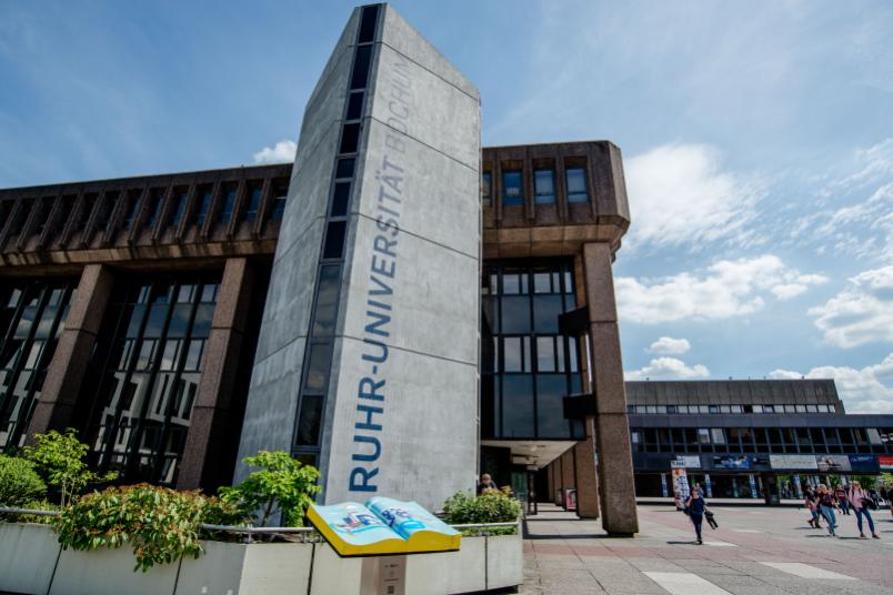 Außenaufnahme der Universitätsverwaltung